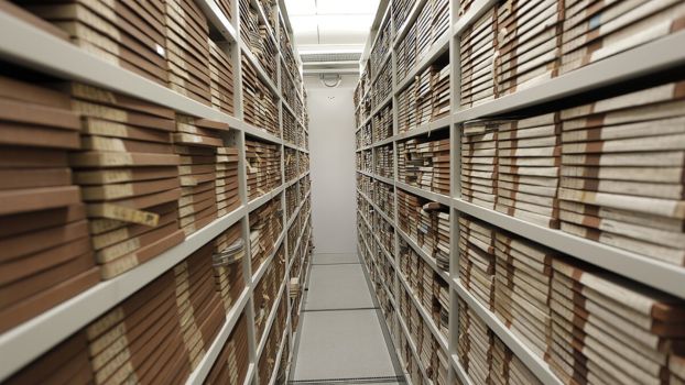 Przechowawcy akt – czyli jak zginęła pamięć o pracy tysięcy ludzi